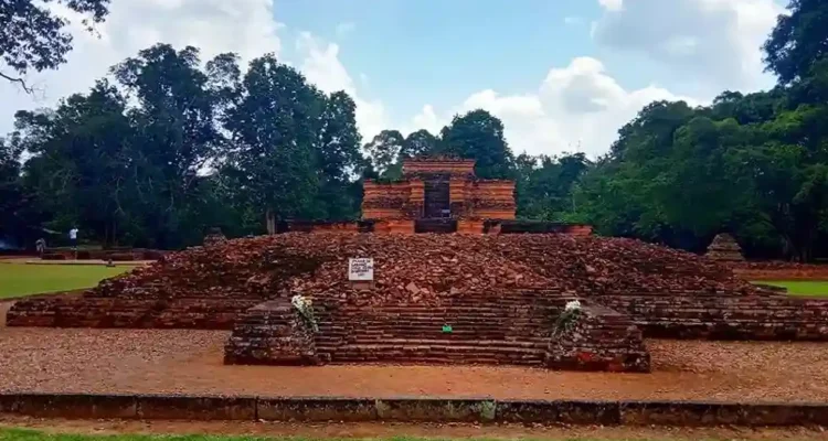 Candi Tertua di Indonesia
