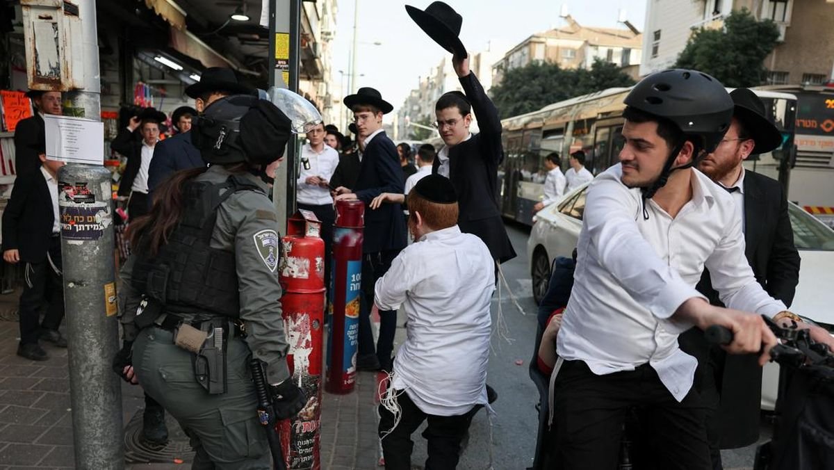 Protes Rekrutmen Israel